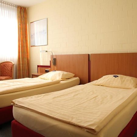 Rtb-Hotel - Sportschule Bergisch Gladbach Eksteriør bilde