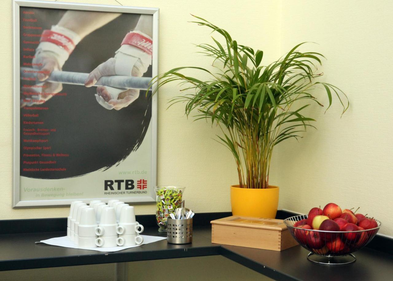 Rtb-Hotel - Sportschule Bergisch Gladbach Eksteriør bilde
